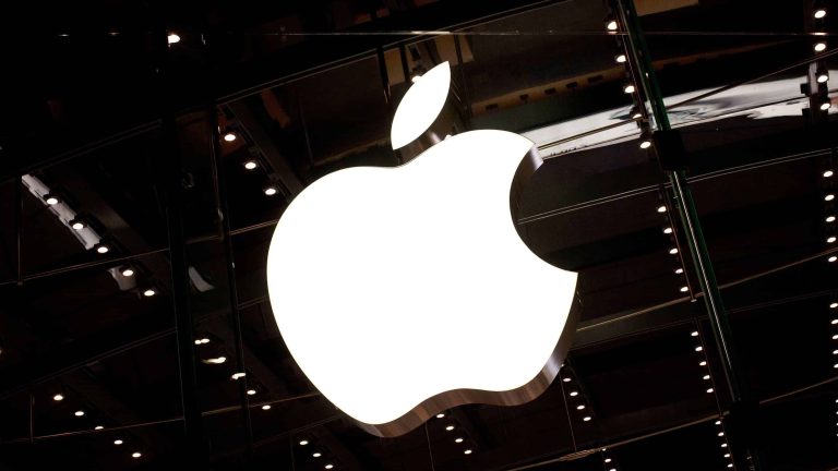 Apple’s Latest Move Could Challenge DeFi; Launches High-Yield Savings Account